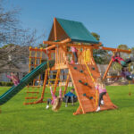 Parrot Island Playcenter XL w/ BYB Tarp and Scoop Slide
