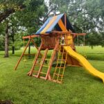 Parrot Island Playcenter with Tarp Installed 4