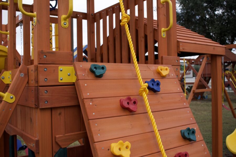 Parrot Island Fort w/Wood Roof, Snack Bar & Playhouse Panels